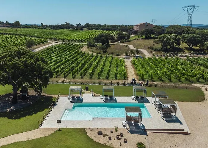 La Vinia Bed&wine Experience - Adults Only Bauernhof Sassari