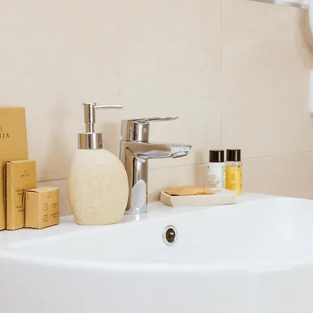 La Vinia Bed&wine Experience - Adults Only Farm stay