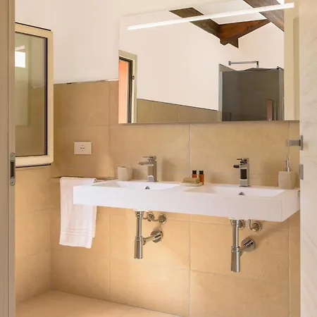 La Vinia Bed&wine Experience - Adults Only Farm stay *