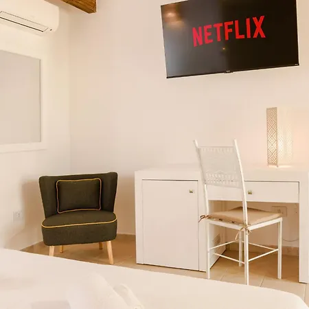 مزرعة للإقامة La Vinia Bed&wine Experience - Adults Only ساساري